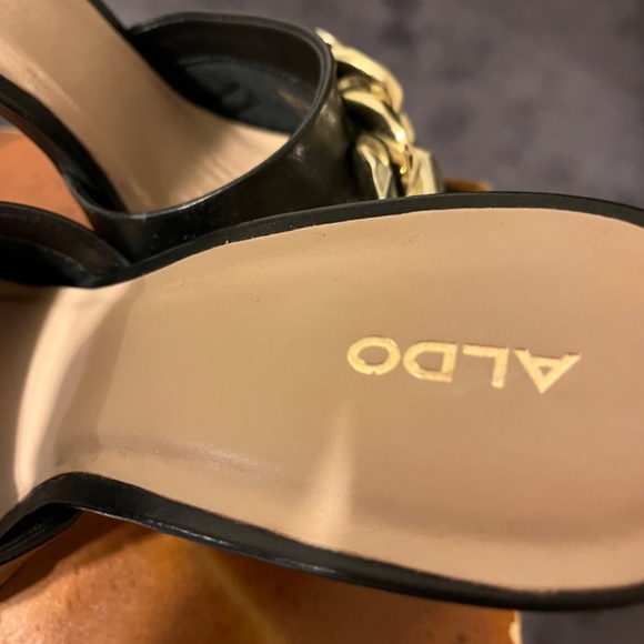 Aldo - Picture 2 of 2